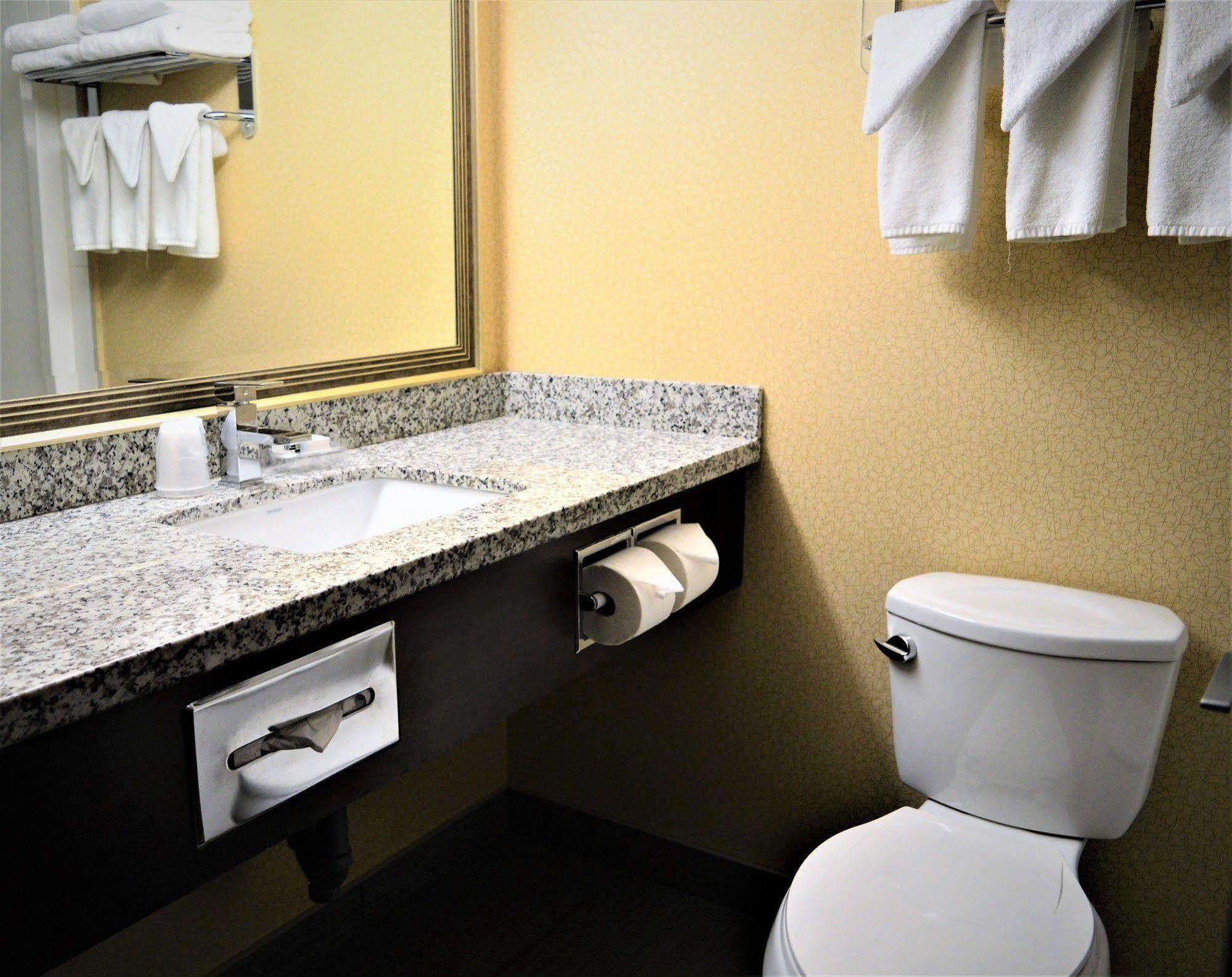 Sigma Inn & Suites Melville Kültér fotó